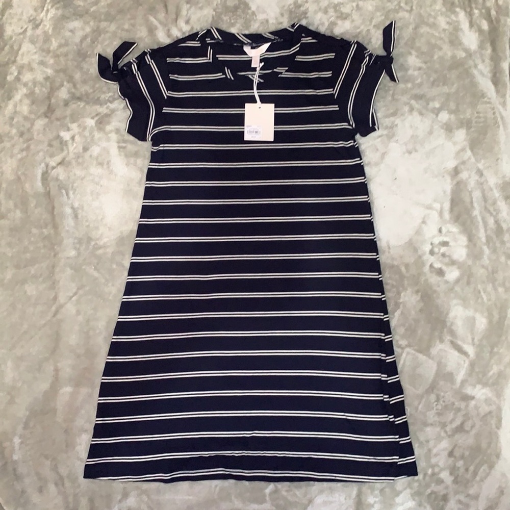 Petite LC Cold Shoulder Dress